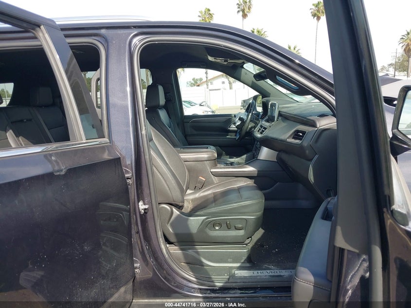 2022 Chevrolet Suburban 4Wd Lt