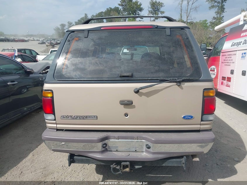 1997 Ford Explorer Eddie Bauer/Limited/Xl/Xlt VIN: 1FMDU34E2VUB87038 Lot: 44741737