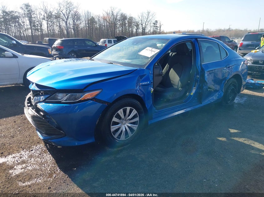 2020 TOYOTA CAMRY auction photo 2