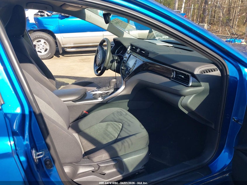 2020 TOYOTA CAMRY auction photo 5