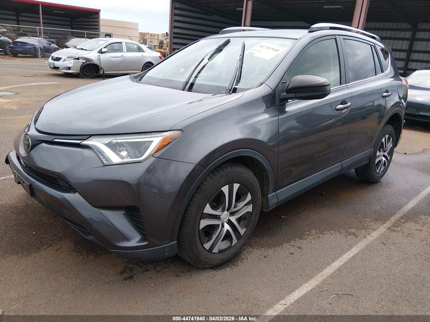 2018 TOYOTA RAV4 auction photo 2