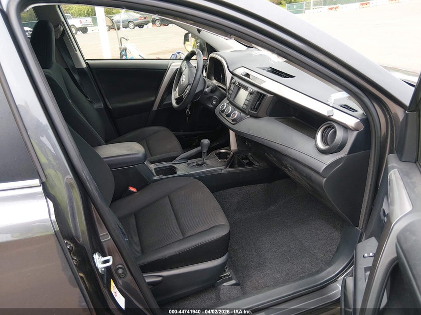 2018 TOYOTA RAV4 auction photo 5