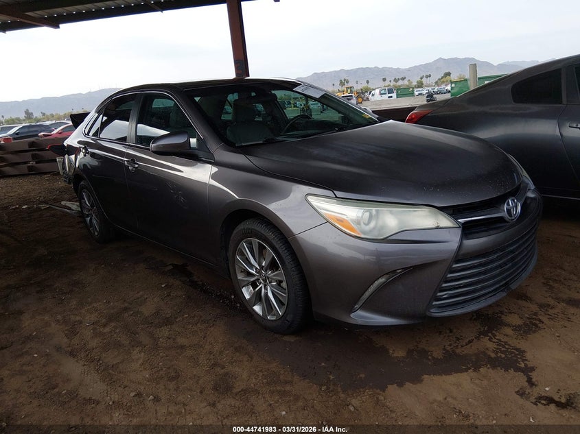 2016 Toyota Camry Xle