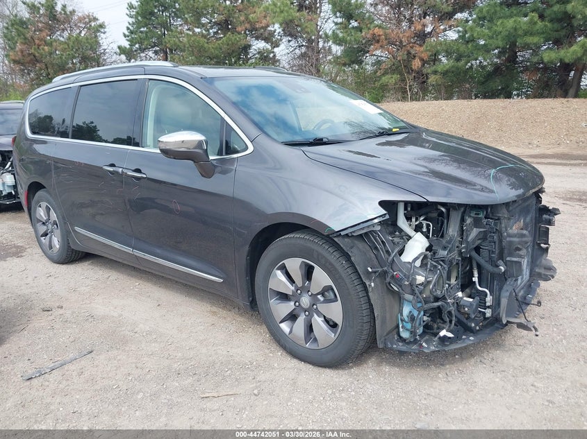 2018 Chrysler Pacifica Hybrid Limited