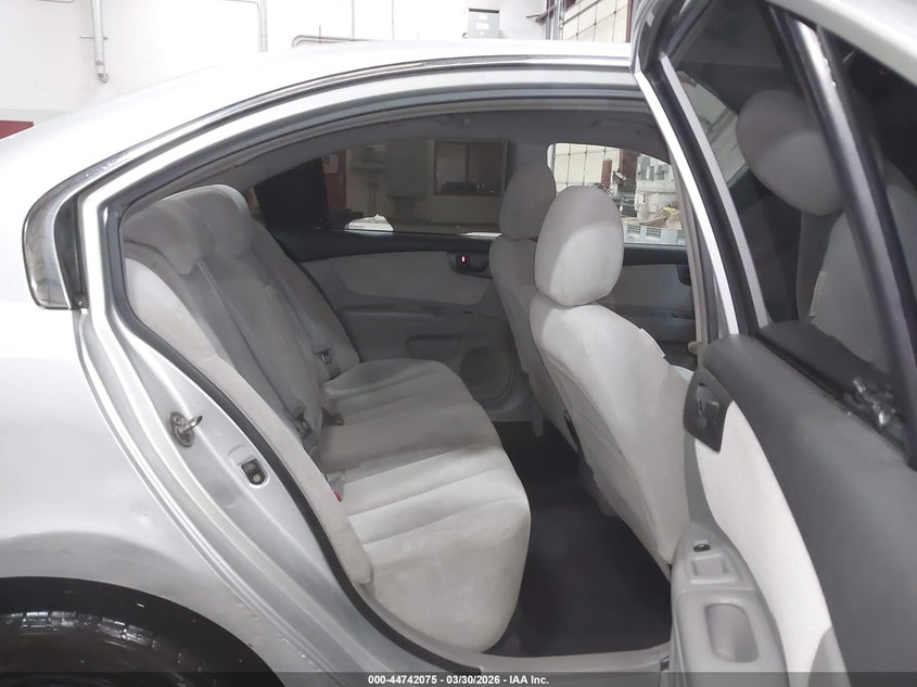 2007 Kia Optima Lx VIN: KNAGE123X75132755 Lot: 44742075