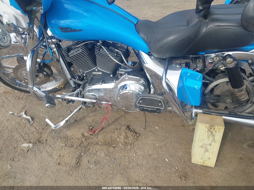 2009 Harley-Davidson Flhtcu VIN: 1HD1FC4129Y654843 Lot: 44742096