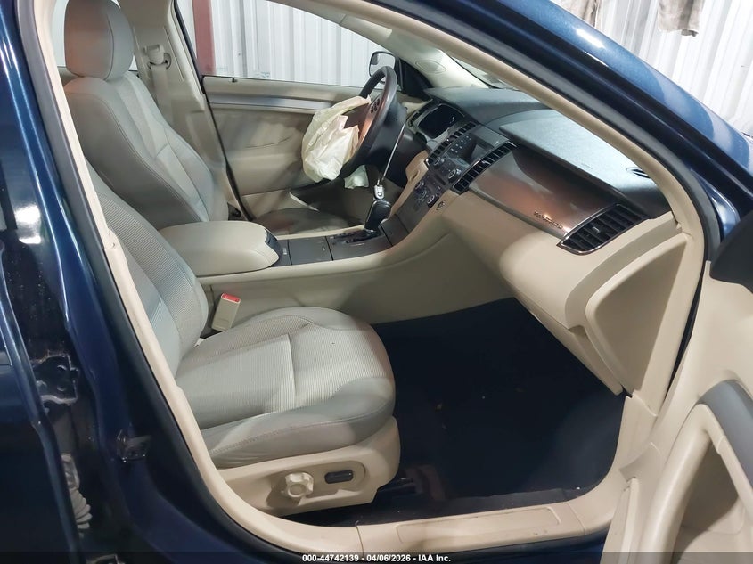 2017 Ford Taurus Sel