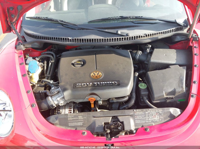 VOLKSWAGEN NEW BEETLE 2004 VIN 3VWCD31C84M411173