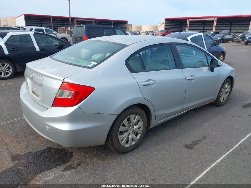 2012 Honda Civic 1.8 Lx silver Lot 111044742214 Vin 2HGFB2F53CH573902
