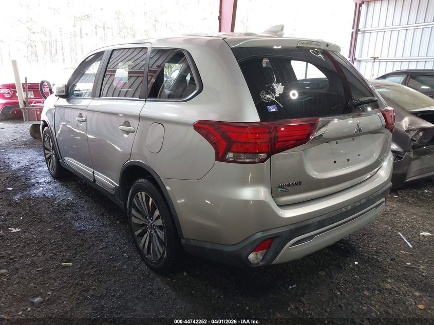 2019 Mitsubishi Outlander Se