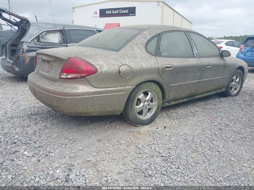2005 Ford Taurus Se