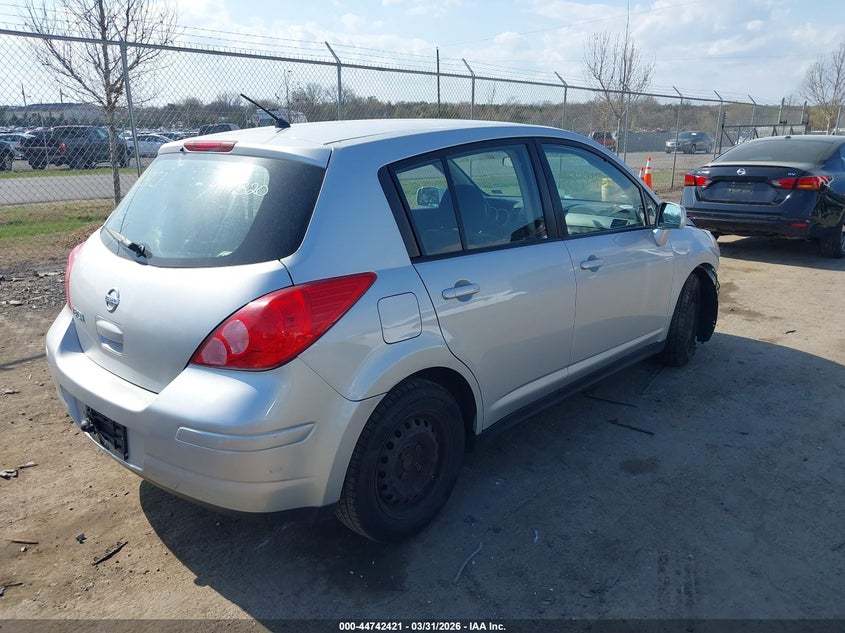 2011 Nissan Versa 1.8S