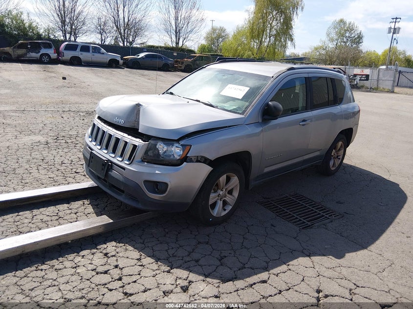 Vin: 1c4njdbb2gd780028, lot: 45239751, jeep compass sport 20162