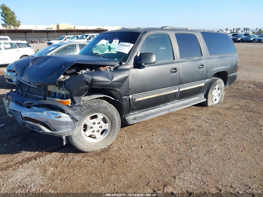 2004 Chevrolet Suburban 1500 Ls, Front End, IAAI, VIN 1GNFK16T64J239717 — photo 2