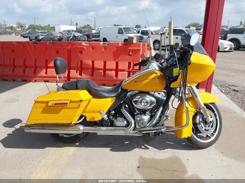 2012 Harley-Davidson Fltrx Road Glide Custom VIN: 1HD1KHM18CB647494 Lot: 44742607