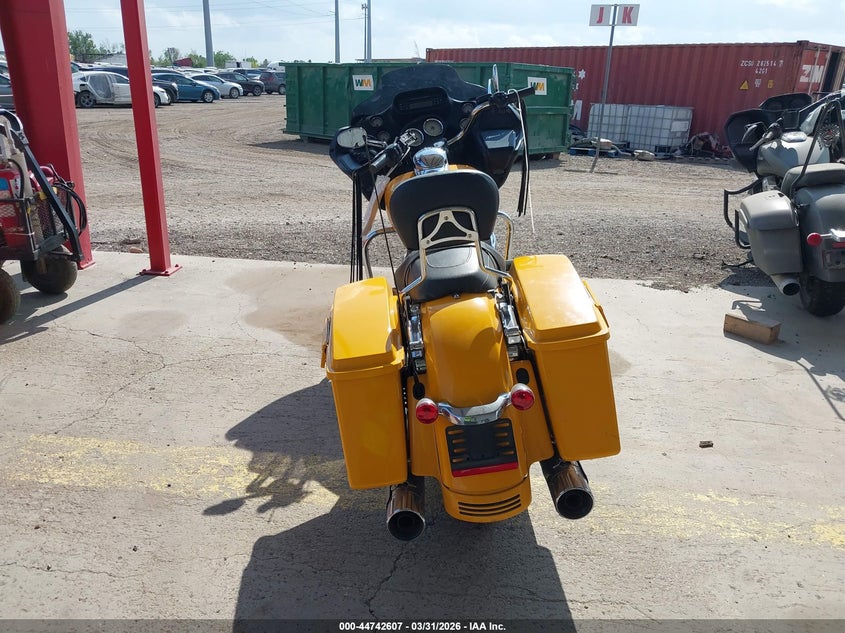 2012 Harley-Davidson Fltrx Road Glide Custom VIN: 1HD1KHM18CB647494 Lot: 44742607