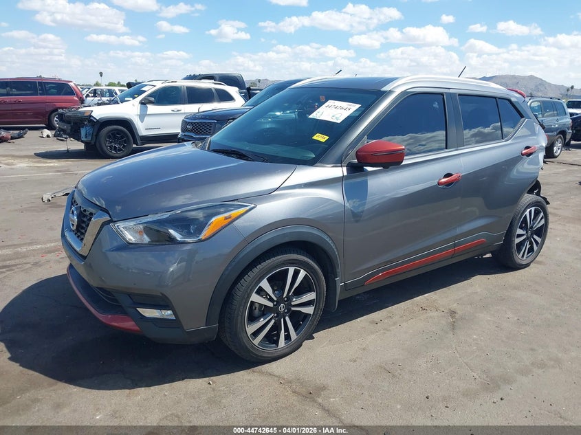 2018 Nissan Kicks Sr