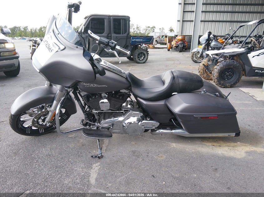 2016 Harley-Davidson Flhxs Street Glide Special VIN: 1HD1KRM18GB644168 Lot: 44742665