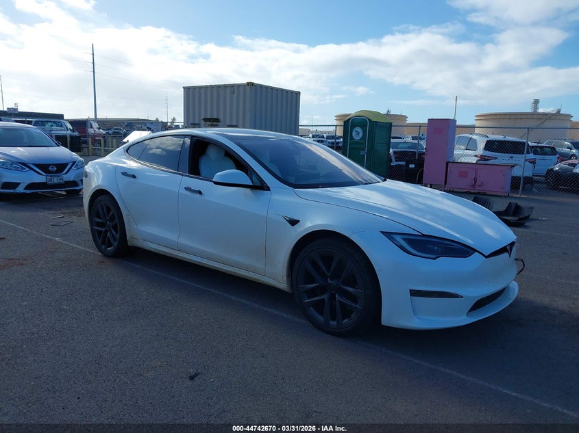 2022 Tesla Model S Plaid