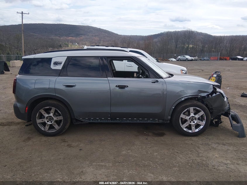 2025 Mini Countryman Cooper S VIN: WMZ23GA0XS7S68054 Lot: 44742687
