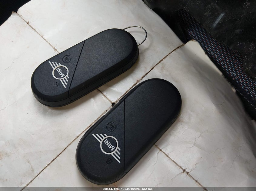 2025 Mini Countryman Cooper S VIN: WMZ23GA0XS7S68054 Lot: 44742687