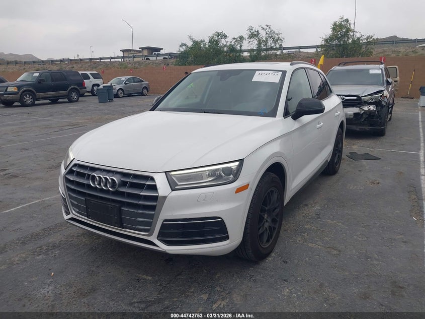 2018 Audi Q5 2.0T Premium/2.0T Tech Premium