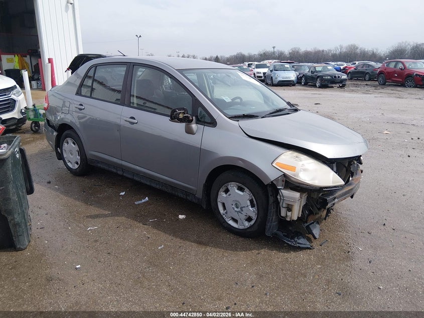 2009 Nissan Versa 1.8S