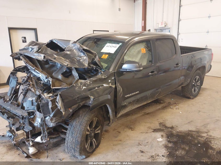 2016 Toyota Tacoma Sr5 5TFDZ5BN6GX002298 photo 1