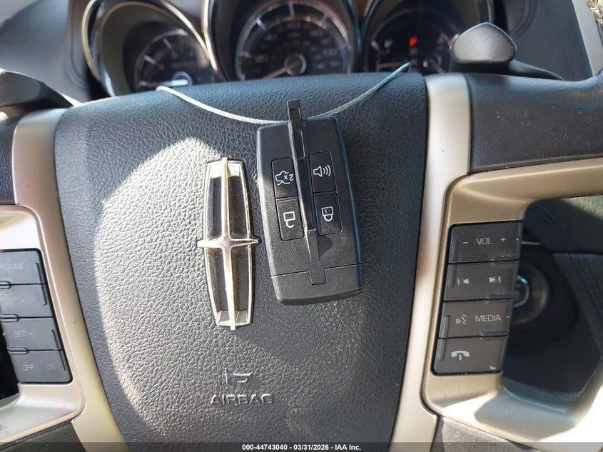 2010 Lincoln Mkt VIN: 2LMHJ5FR5ABJ16345 Lot: 44743040