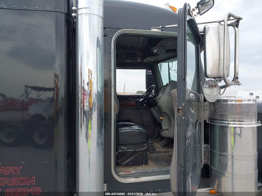 2007 OTHER PETERBILT 379 TRUCK N/A