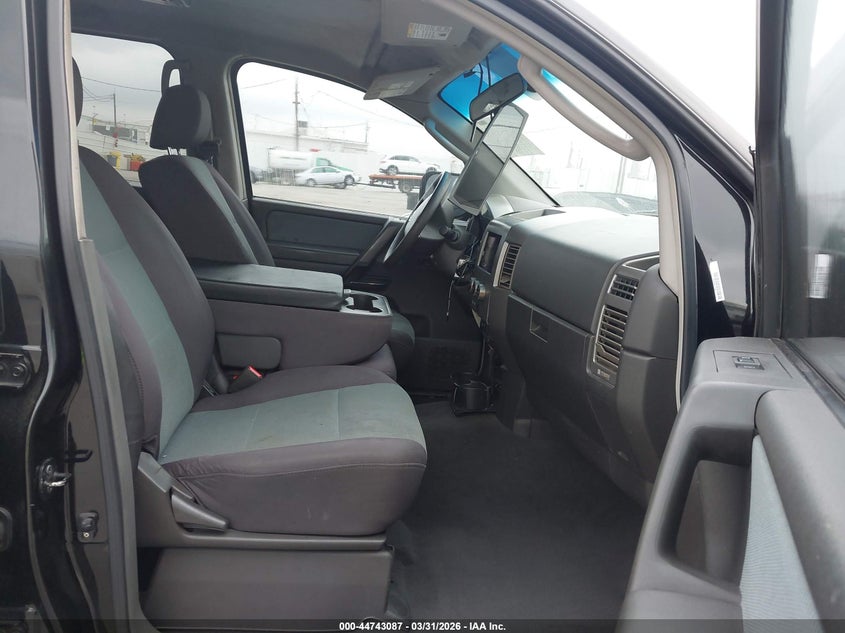 2006 Nissan Titan Xe