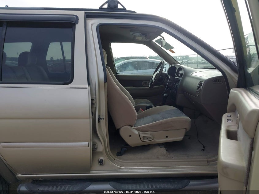 1999 Nissan Pathfinder Le/Se/Xe VIN: JN8AR07S0XW364058 Lot: 44743127