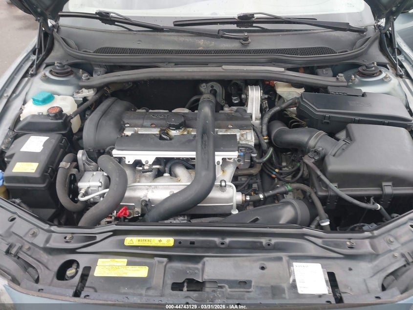 2002 Volvo V70 Xc VIN: YV1SZ58D221075132 Lot: 44743129