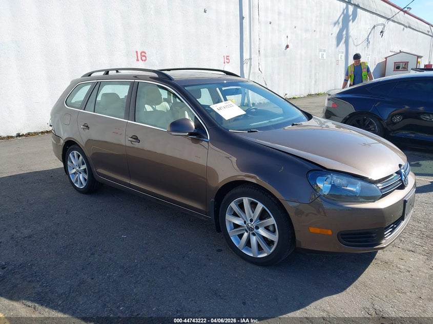 3VWPL7AJ1CM707239 2012 Volkswagen Jetta Sportwagen 2.0L Tdi auction photo 1