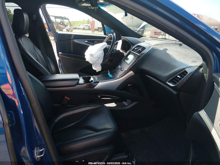 2020 Lincoln Nautilus Standard
