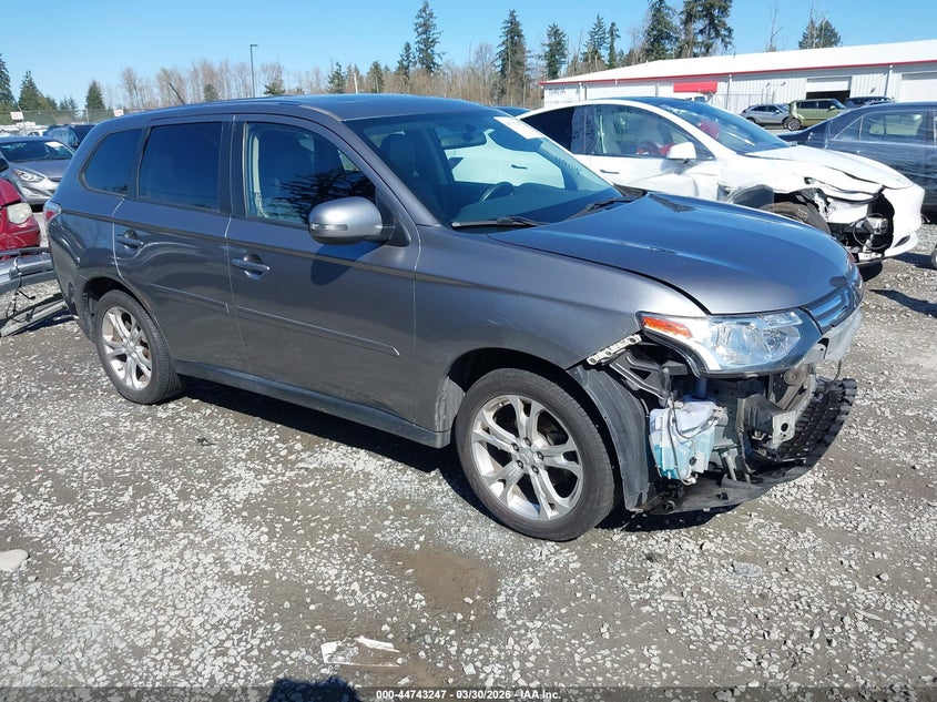 2014 Mitsubishi Outlander Se