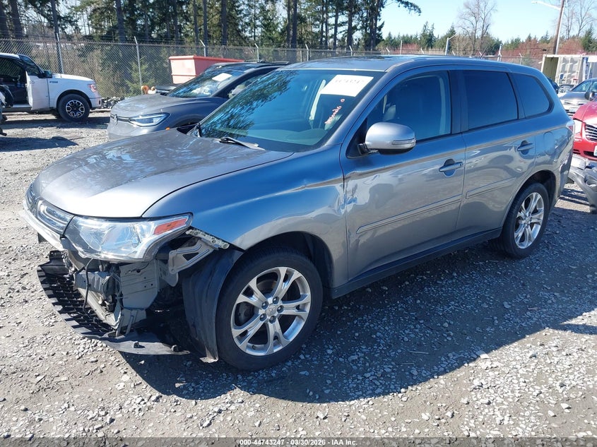 2014 Mitsubishi Outlander Se