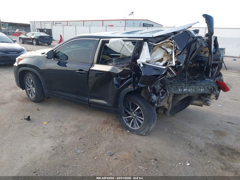 Vin: 5tdjzrfh8js554235, lot: 45240480, toyota highlander xle 20183