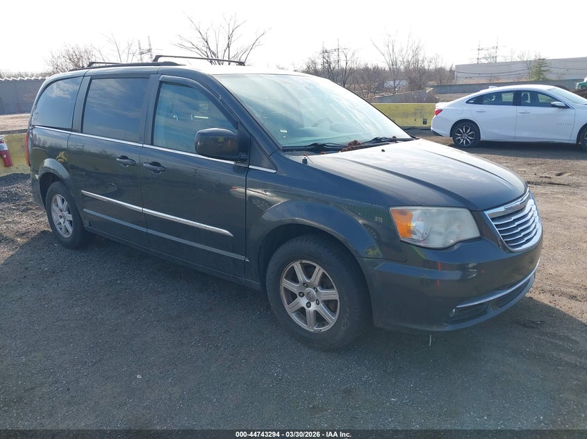 2012 Chrysler Town & Country Touring