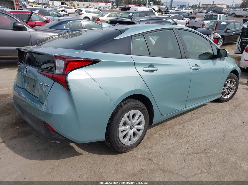 2019 Toyota Prius Le