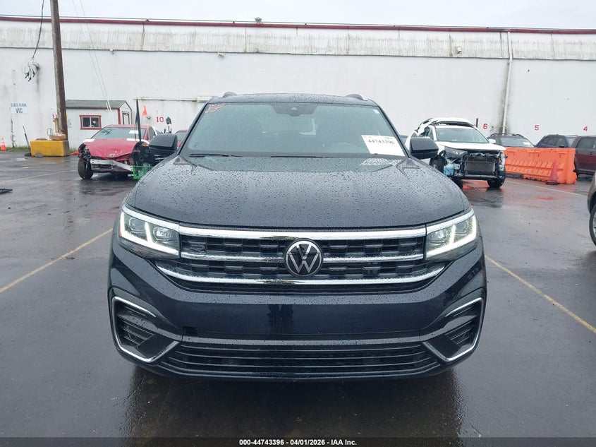 2022 Volkswagen Atlas Cross Sport 3.6L V6 Sel R-Line VIN: 1V2SE2CA0NC218387 Lot: 44743396