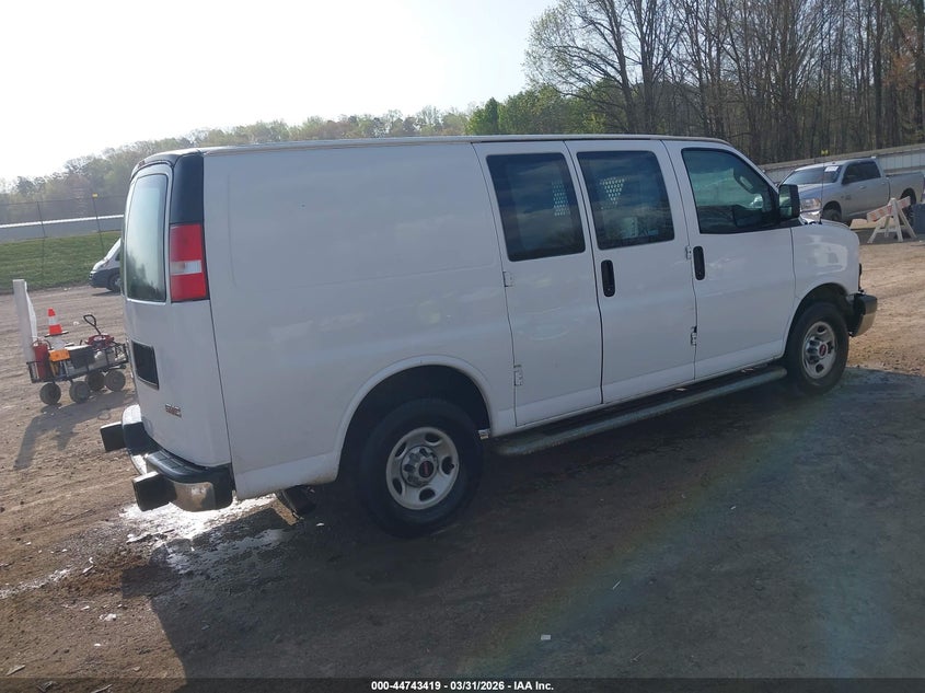 2017 GMC Savana 2500 Work Van