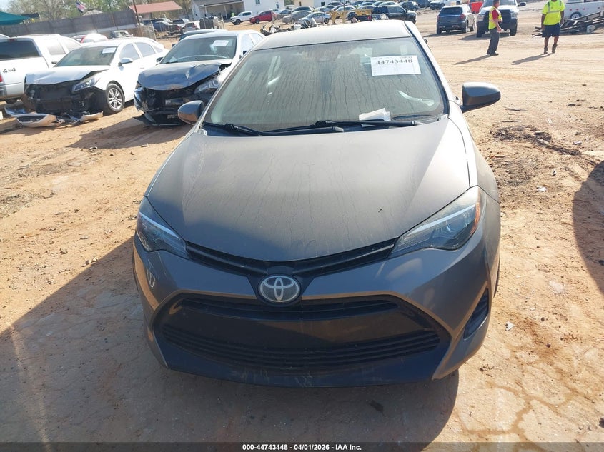 VIN 2T1BURHE8KC219184 2019 TOYOTA COROLLA LE