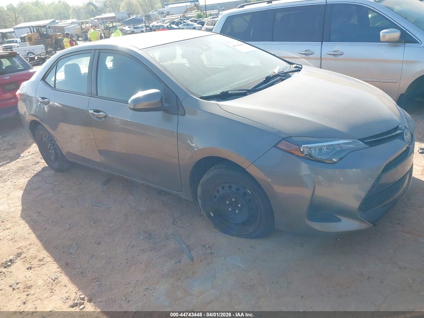 VIN 2T1BURHE8KC219184 2019 TOYOTA COROLLA LE
