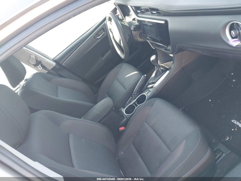 VIN 2T1BURHE8KC219184 2019 TOYOTA COROLLA LE