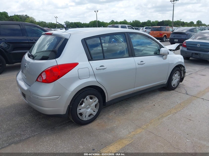 2011 Nissan Versa 1.8S