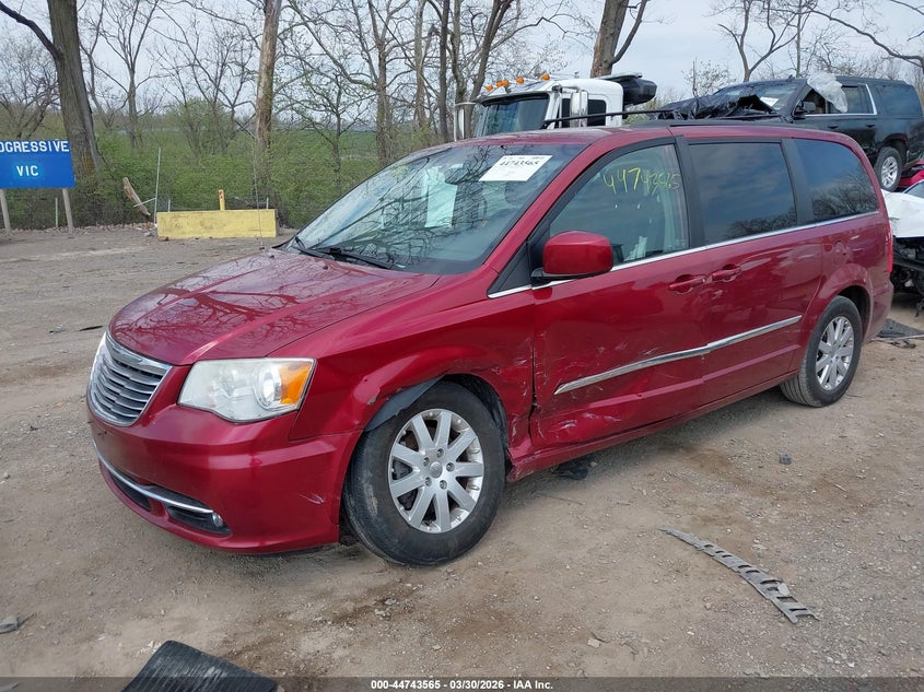 2014 Chrysler Town & Country Touring