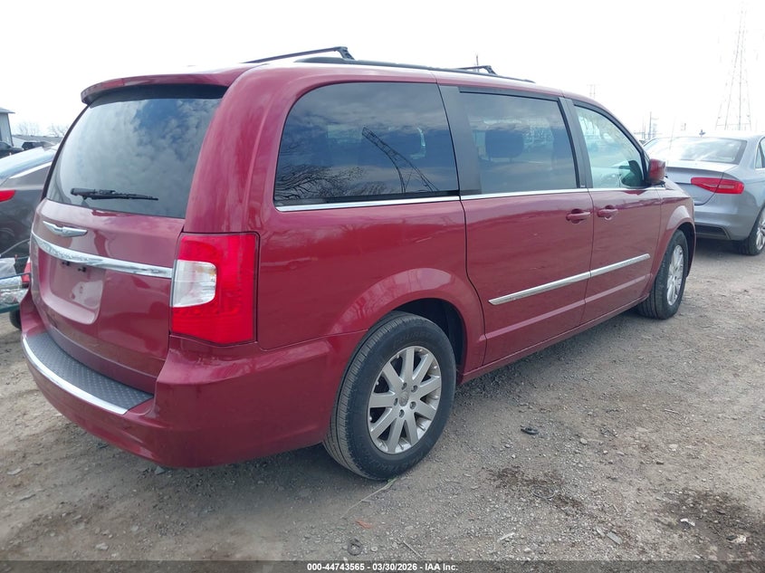 2014 Chrysler Town & Country Touring