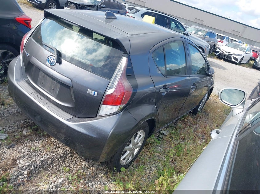 2016 Toyota Prius C Three