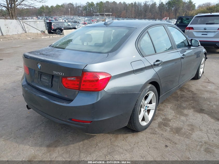 2015 BMW 320I